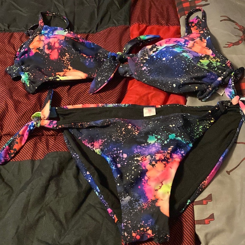 2 piece bikini good condition
